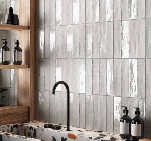 1624367807578-rivestimenti-rivestimento-bagno-rondine-soho-light-grey-brick-6x252scelta